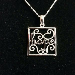 Beautiful 925 Sterling Silver necklace and pendant